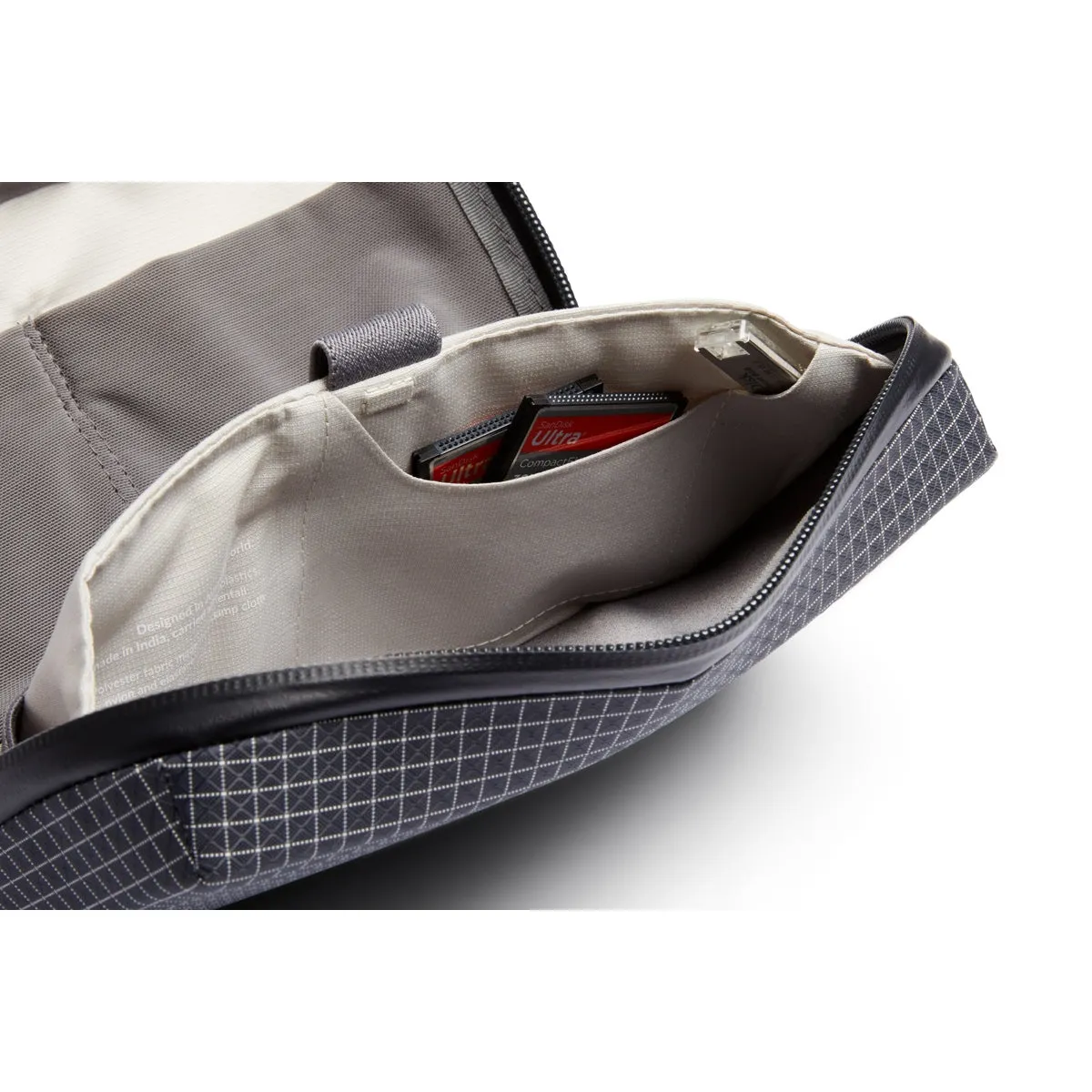 Bellroy Tech Kit in Arcade Grey