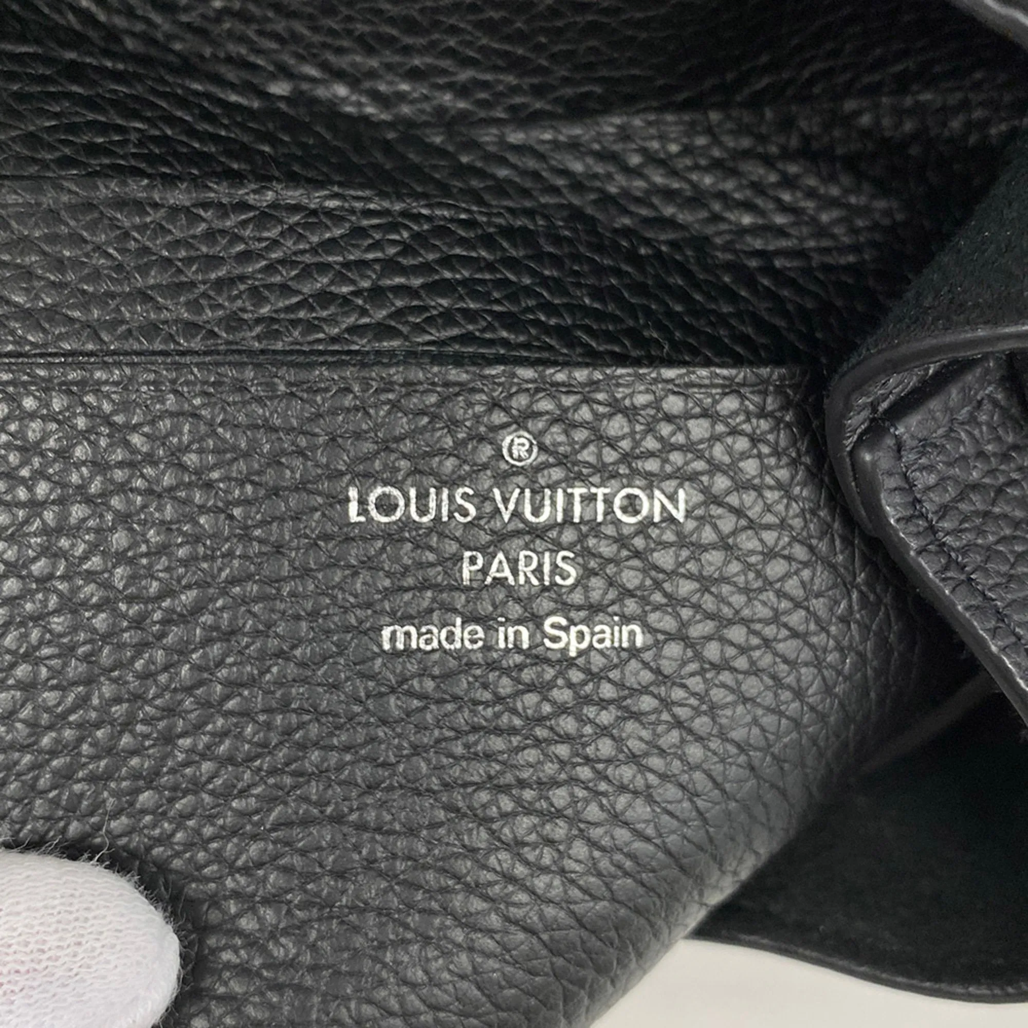 Louis Vuitton Lockme Bucket  Leather Shopper Bag