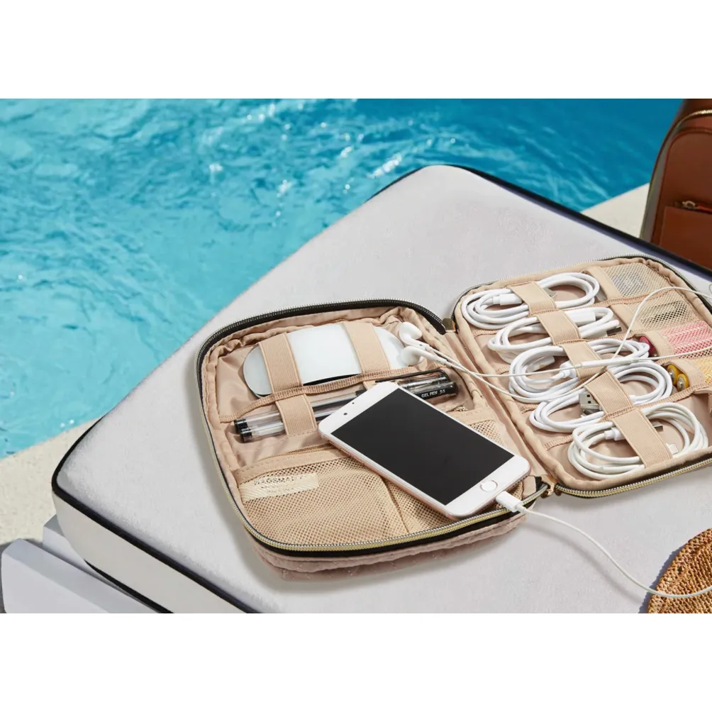 Travel Tech Bag - Carnation Pink